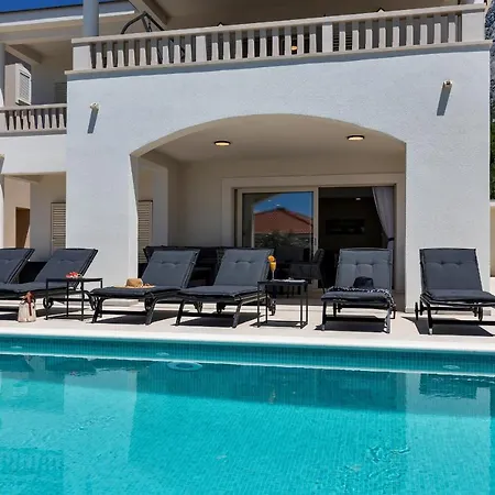 Camadra Villa Makarska