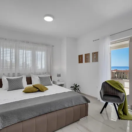 Camadra Makarska