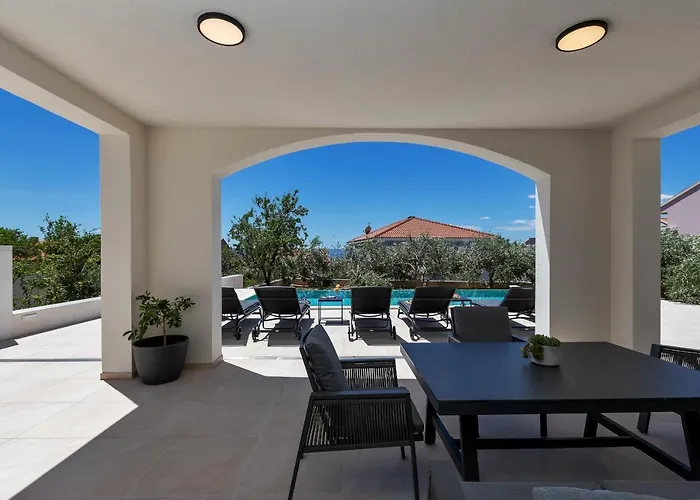 Camadra Willa Makarska