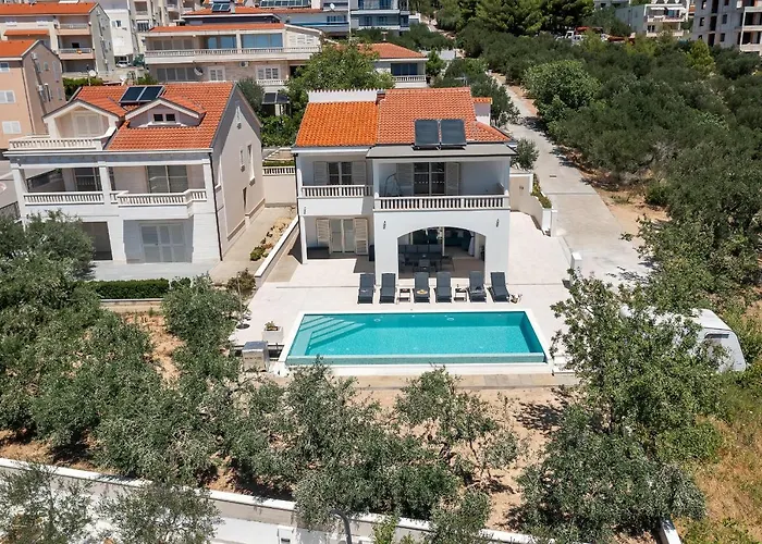 Camadra Willa Makarska